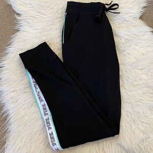 NWT Pink Victoria’s Secret Sweatpants Size Small gym pant